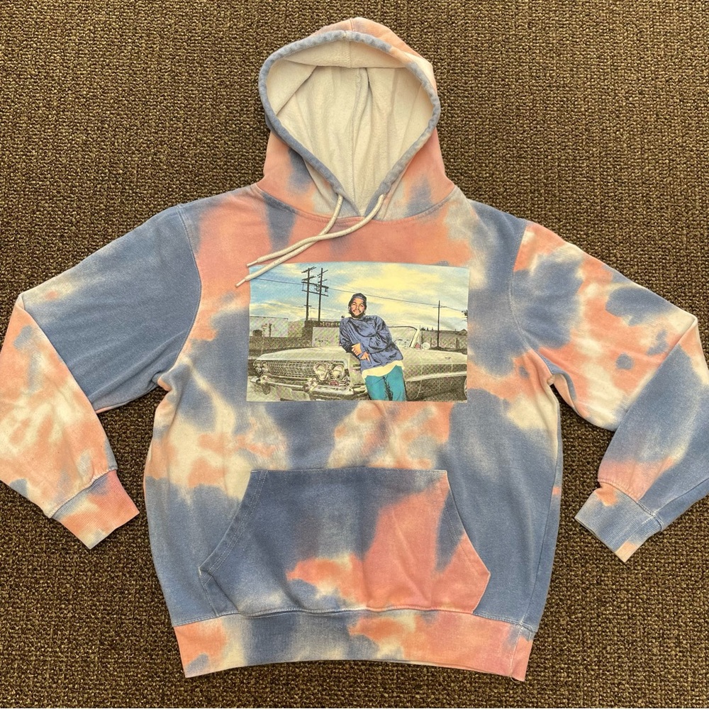 Bioworld Boys N The Hood Tiedye Hoodie Size Small/Medium